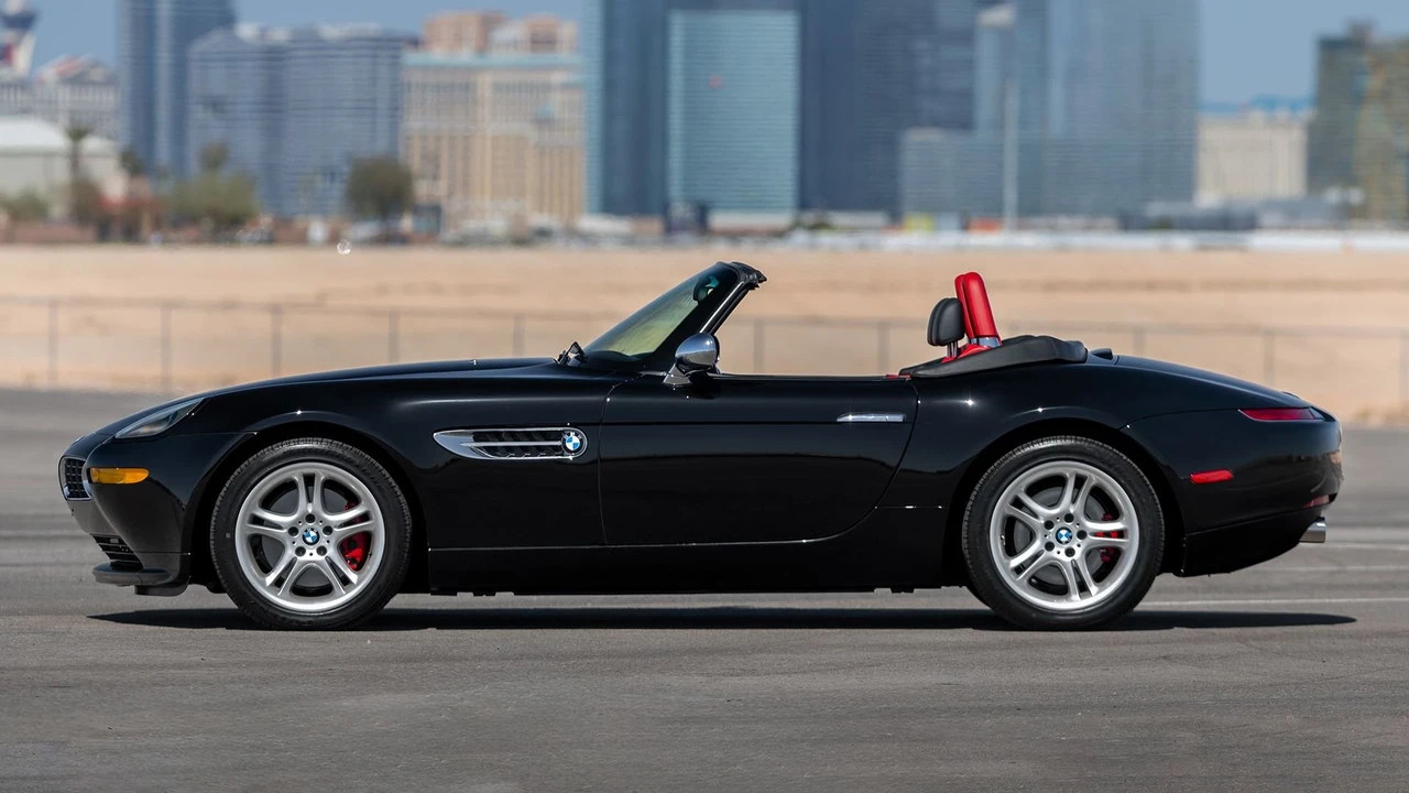 2001 BMW Z8 - Image 5 of 31
