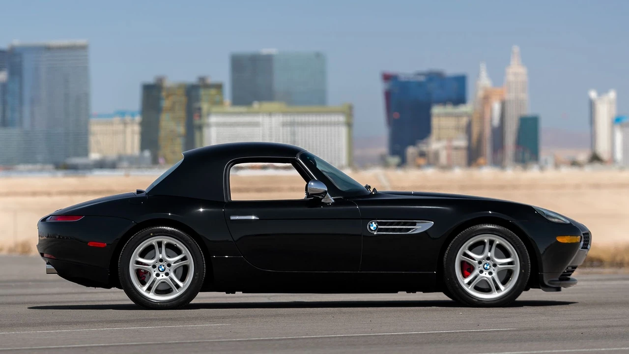 2001 BMW Z8 - Image 12 of 31