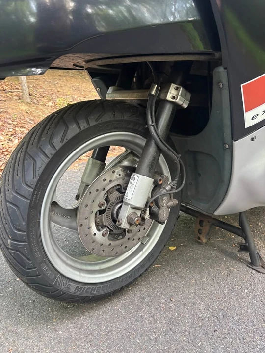 2001 BMW Motorcycles - Image 10 of 12
