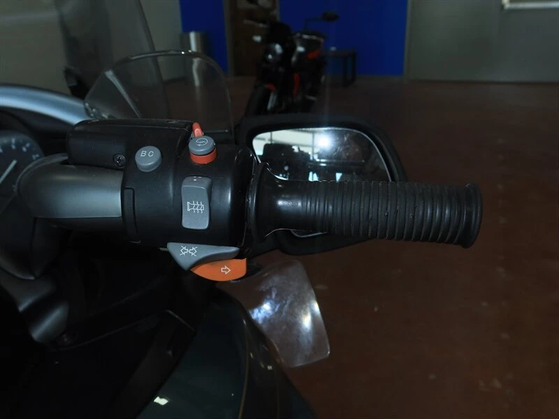 2001 BMW K75 & K100 - Image 9 of 19