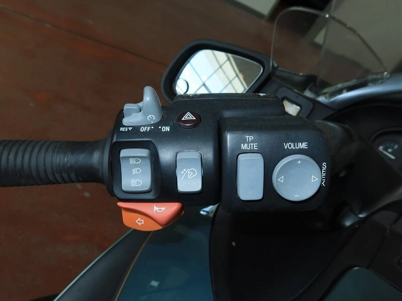 2001 BMW K75 & K100 - Image 10 of 19