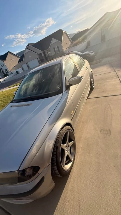 2001 BMW E46 330i & 330Ci - Image 2 of 10