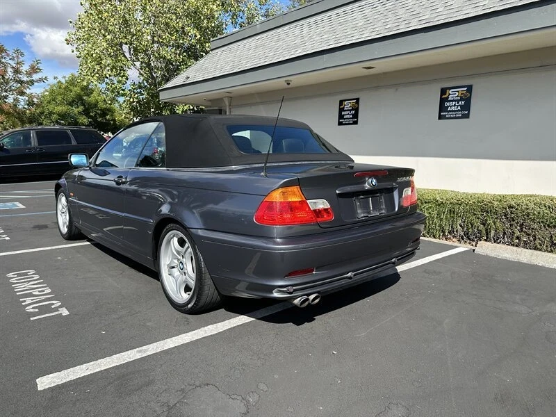2001 BMW E46 330i & 330Ci - Image 3 of 11