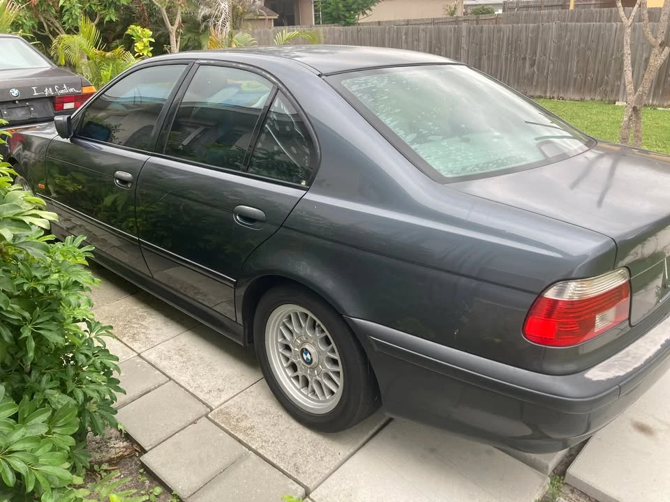 2001 BMW E39 540i - Image 4 of 6