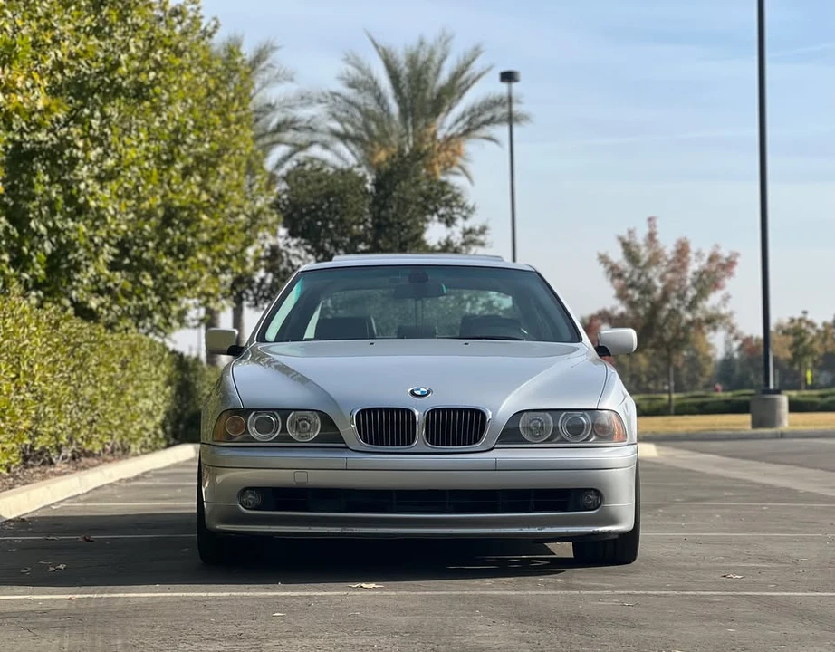 2001 BMW E39 540i - Image 2 of 20