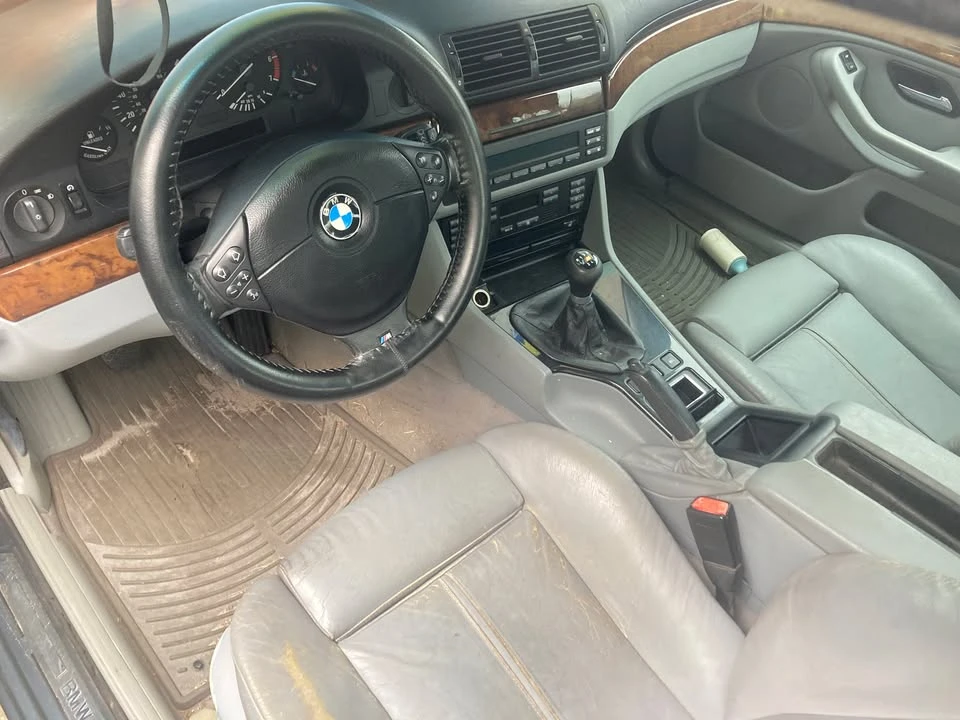 2001 BMW E39 540i - Image 5 of 6