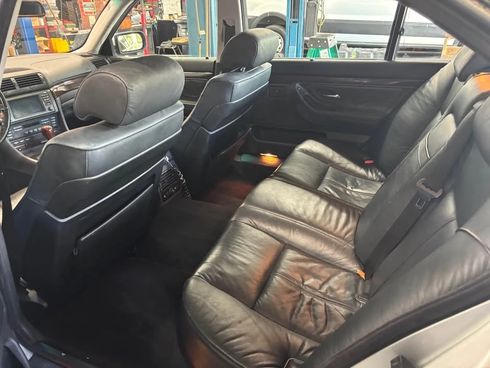 2001 BMW E38 7 Series - Image 10 of 10