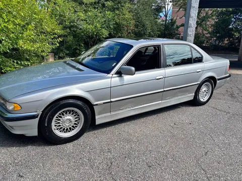 2001 BMW 7 Series
