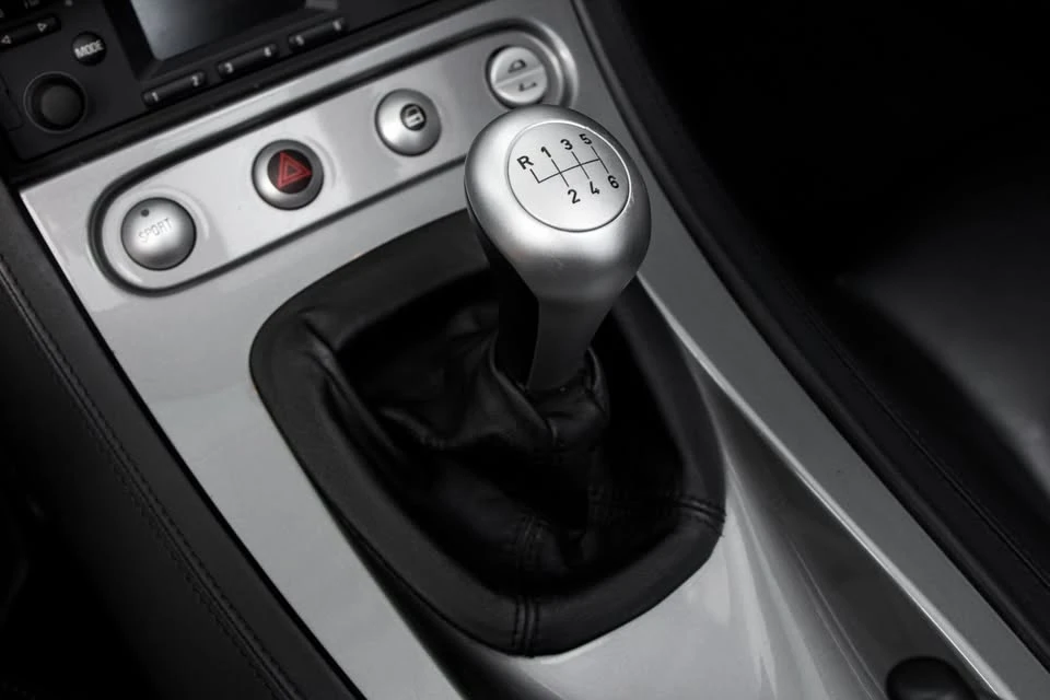 2001 BMW Z8 - Image 9 of 15