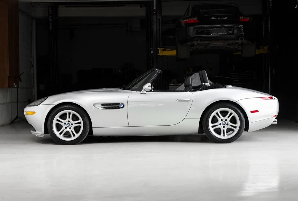 2001 BMW Z8 - Image 8 of 15