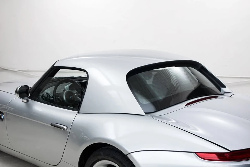 2001 BMW Z8 - Image 15 of 15