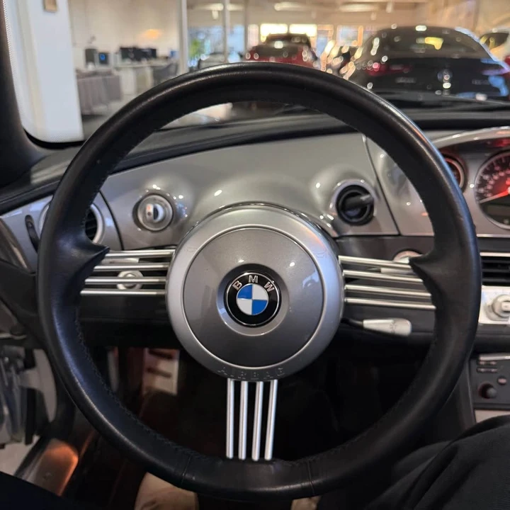 2001 BMW Z8 - Image 8 of 12