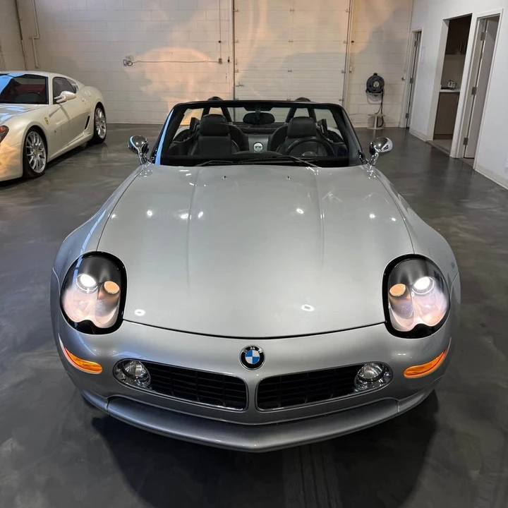 2001 BMW Z8 - Image 2 of 12