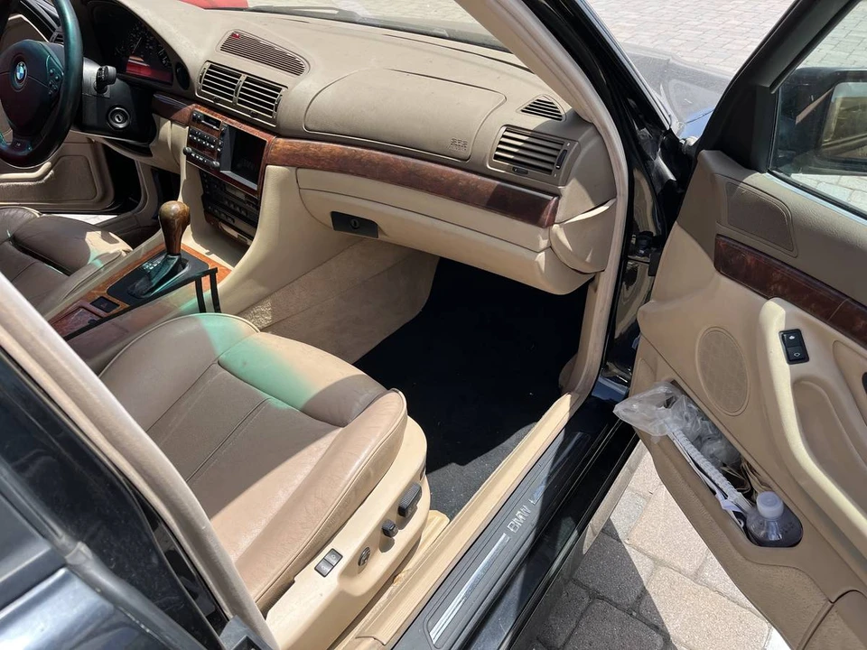 2001 BMW E38 7 Series - Image 11 of 14