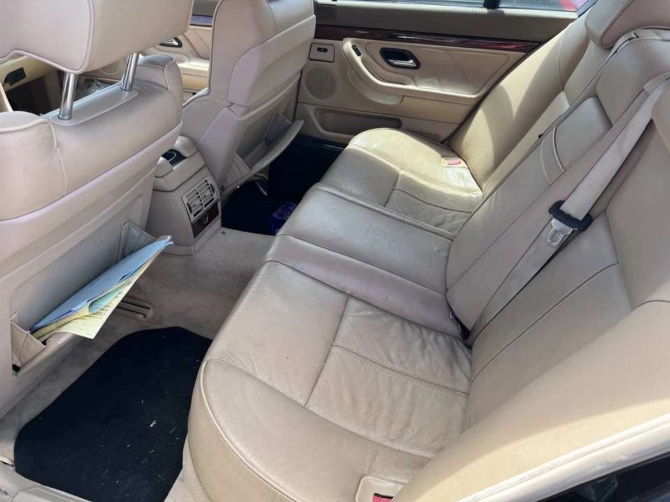 2001 BMW E38 7 Series - Image 9 of 14