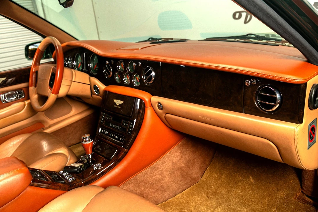 2001 Bentley Arnage - Image 26 of 31