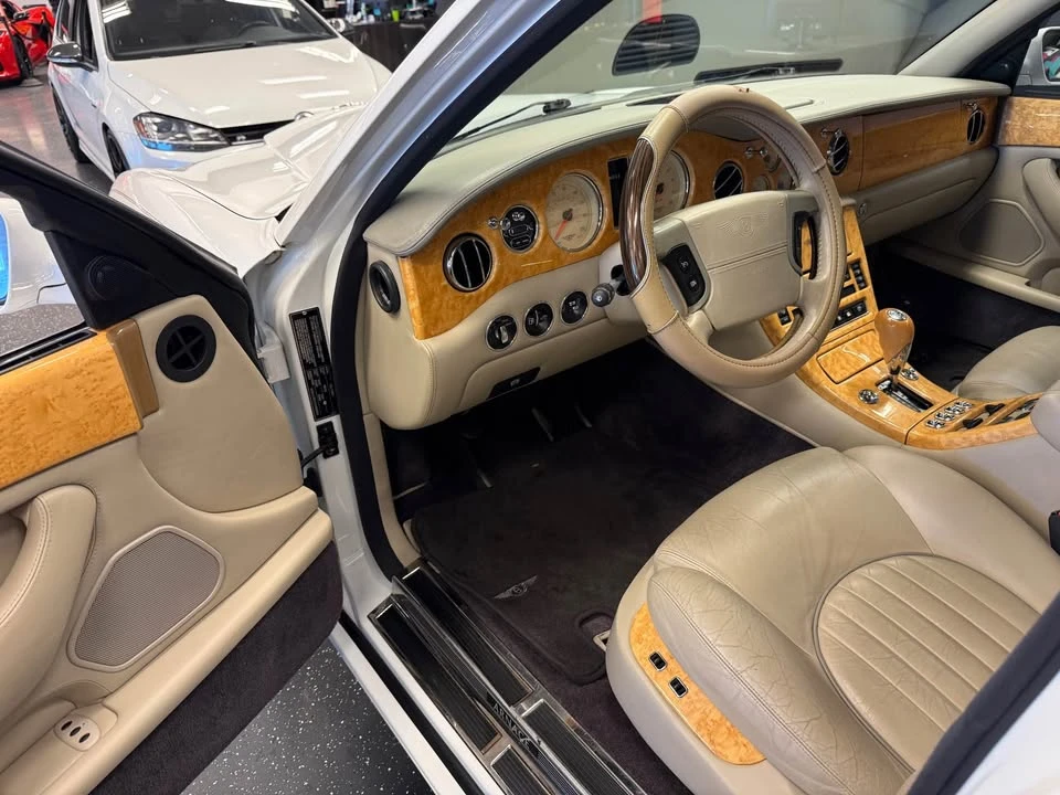 2001 Bentley Arnage R & RL - Image 8 of 20