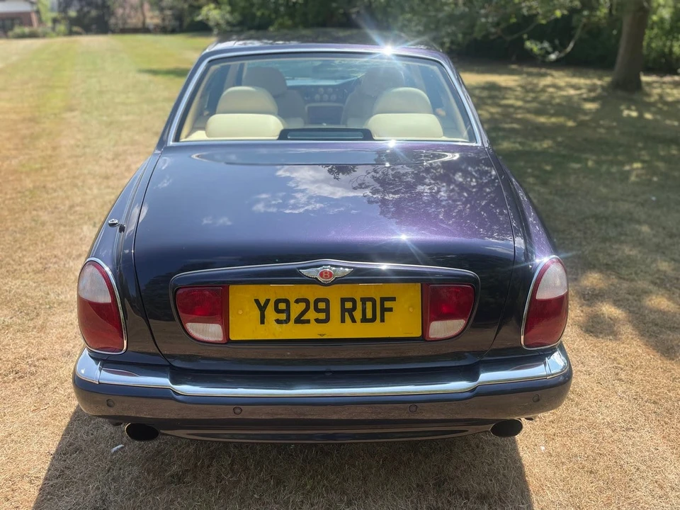 2001 Bentley Arnage - Image 23 of 30