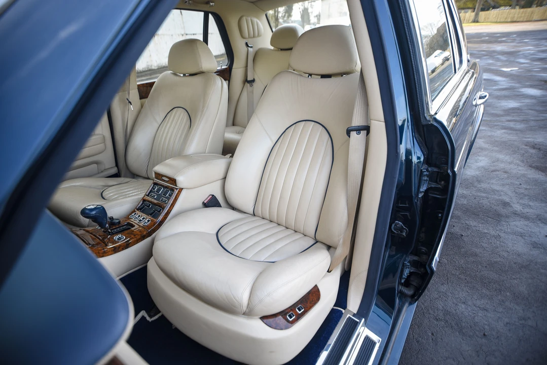 2001 Bentley Arnage - Image 13 of 27