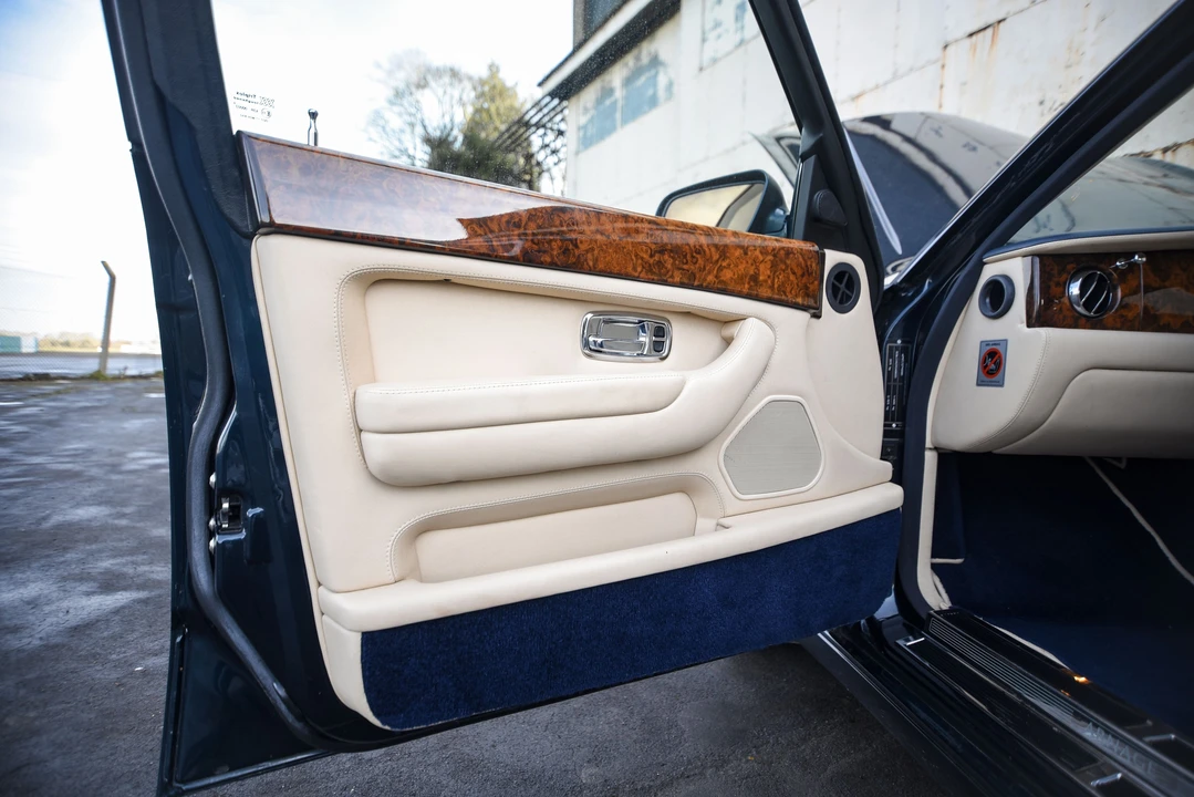 2001 Bentley Arnage - Image 14 of 27