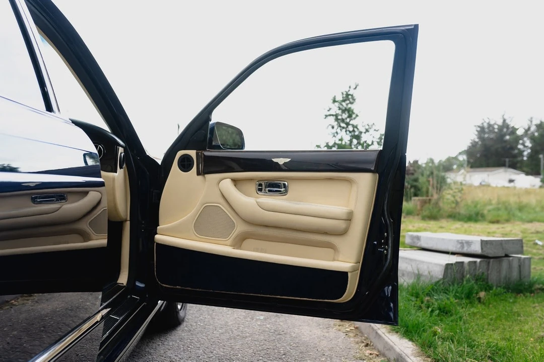2001 Bentley Arnage - Image 23 of 30