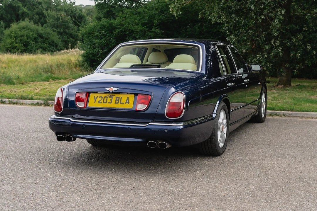 2001 Bentley Arnage - Image 10 of 30