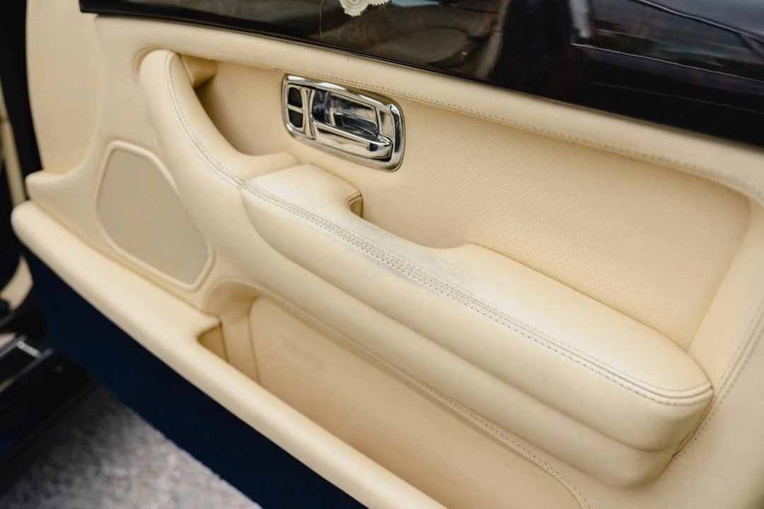 2001 Bentley Arnage - Image 28 of 30