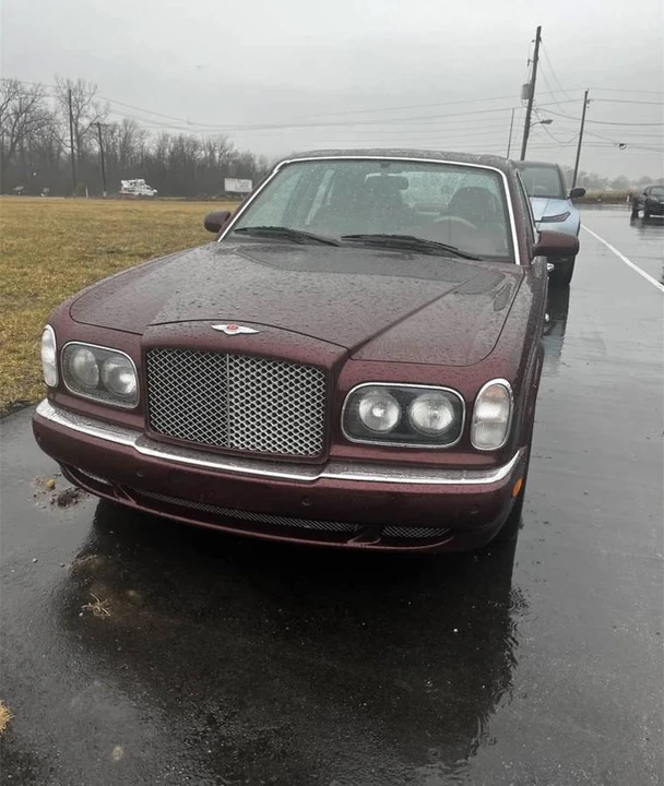 2001 Bentley Arnage - Image 2 of 8