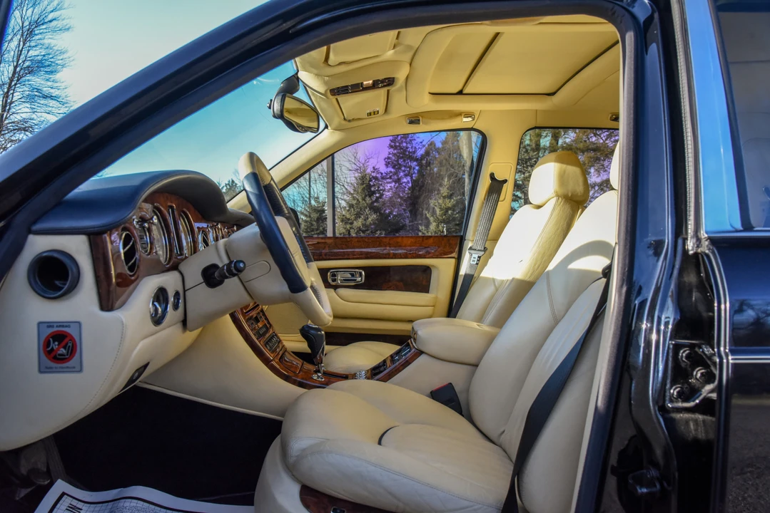 2001 Bentley Arnage - Image 25 of 31