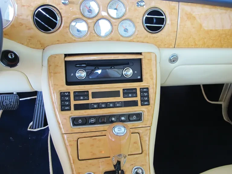 2001 Bentley Arnage - Image 10 of 18