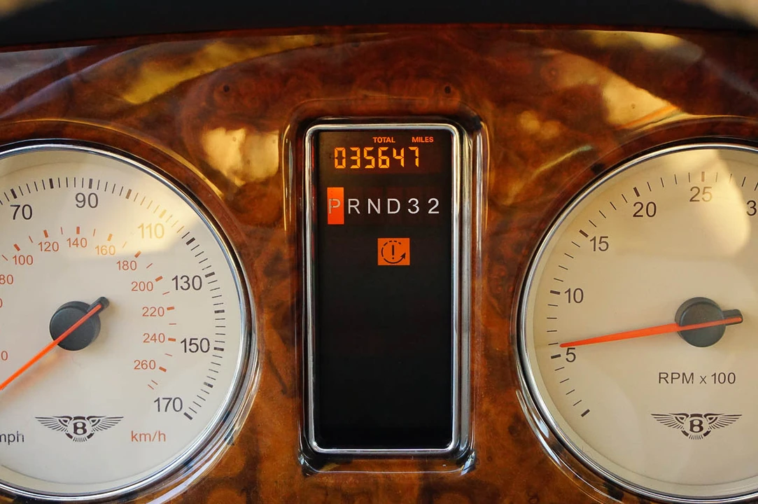 2001 Bentley Arnage - Image 23 of 31
