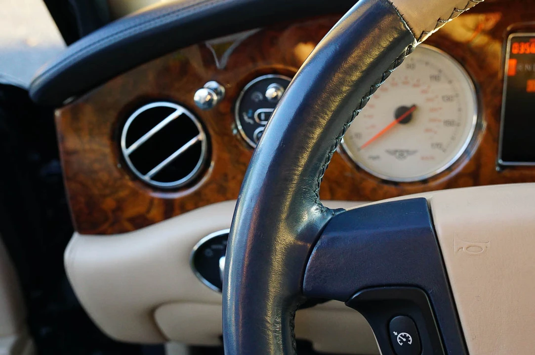 2001 Bentley Arnage - Image 20 of 31