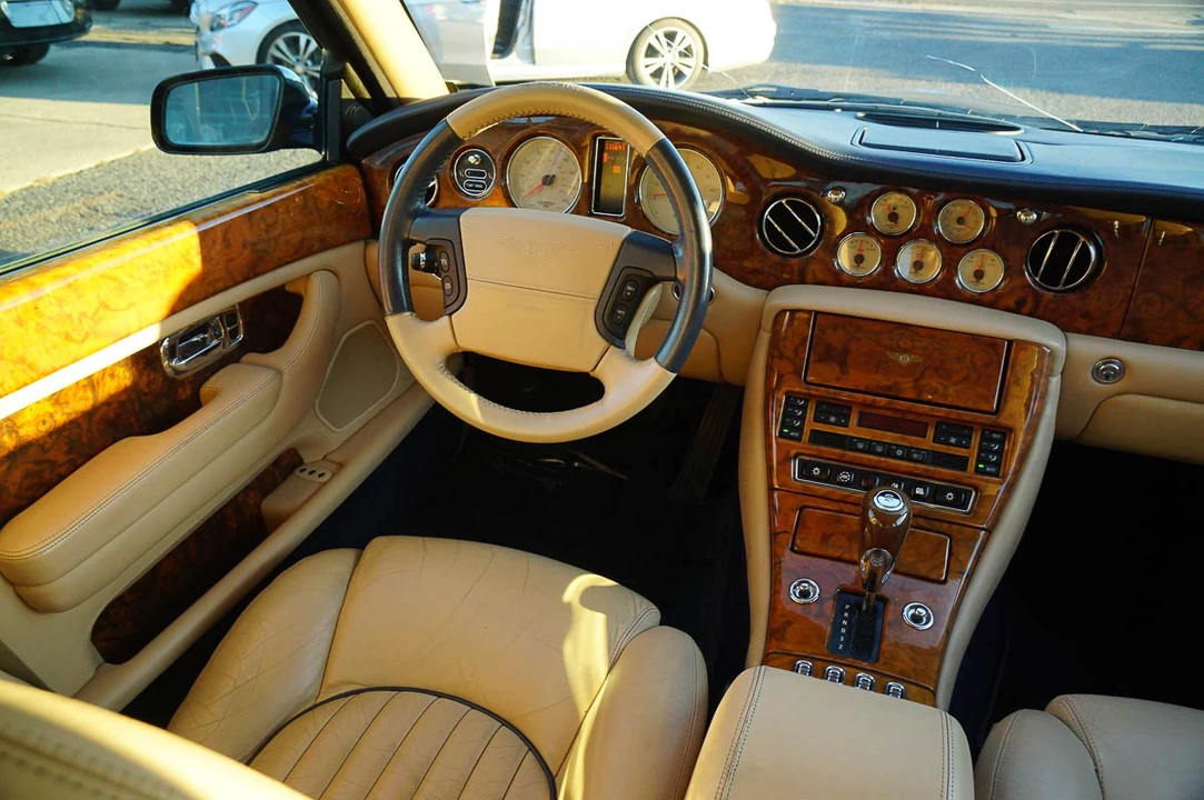 2001 Bentley Arnage - Image 16 of 31