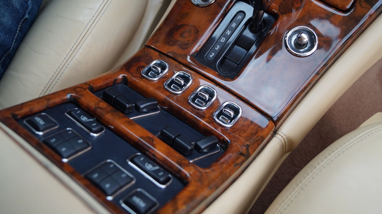 2001 Bentley Arnage - Image 28 of 31