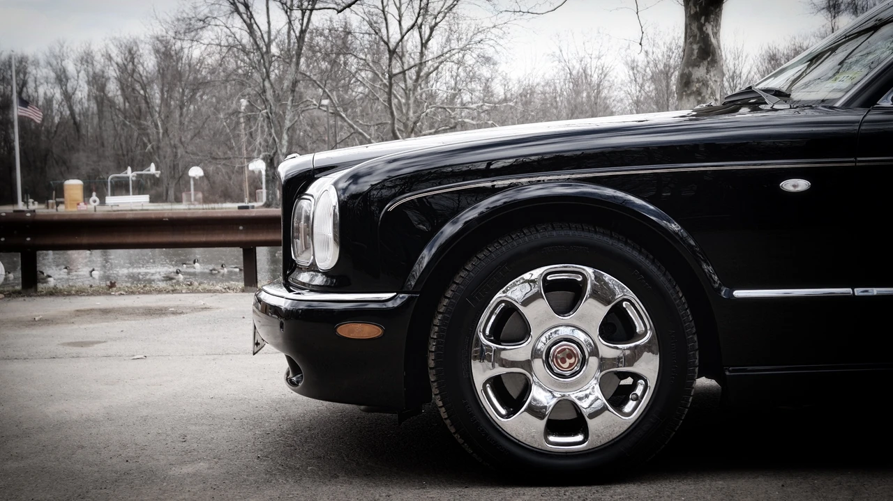 2001 Bentley Arnage - Image 10 of 31