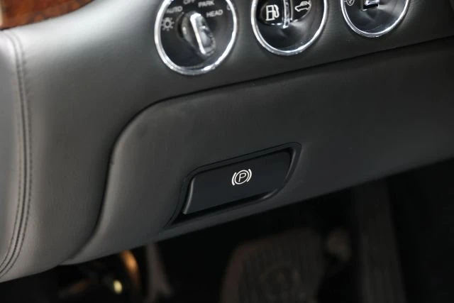 2001 Bentley Arnage - Image 24 of 31