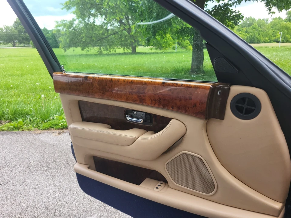 2001 Bentley Arnage - Image 11 of 18
