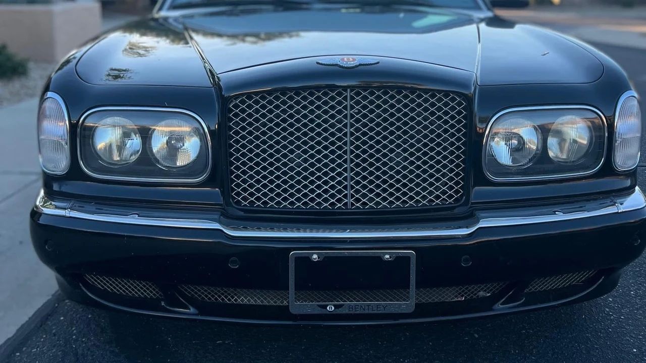 2001 Bentley Arnage - Image 17 of 23
