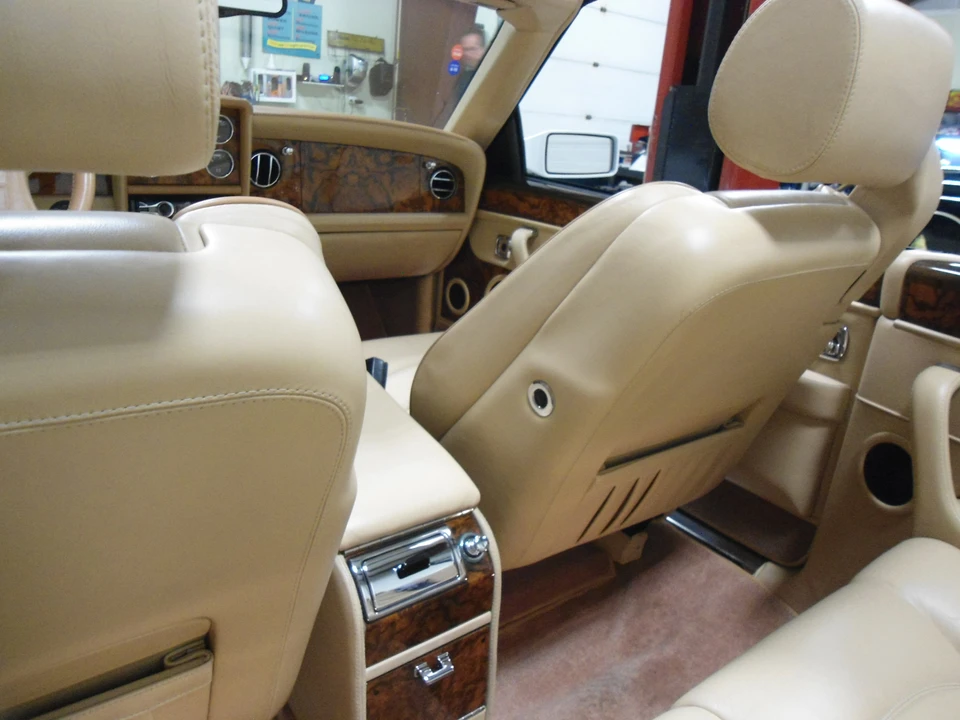 2001 Bentley Azure 1st Gen - Image 21 of 31