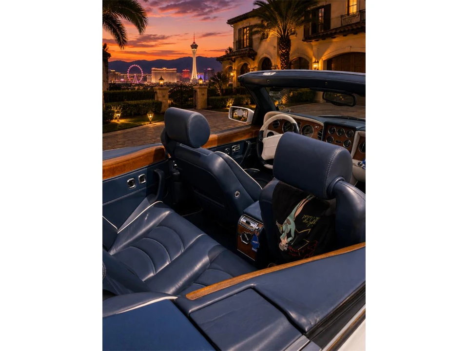 2001 Bentley Azure 1st Gen - Image 13 of 14