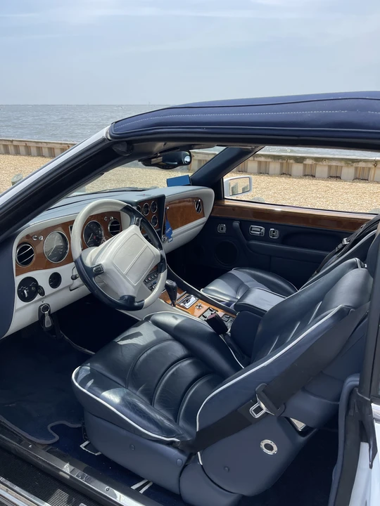 2001 Bentley Azure 1st Gen - Image 10 of 18