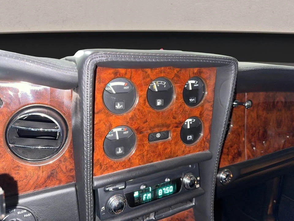 2001 Bentley Azure 1st Gen - Image 11 of 14