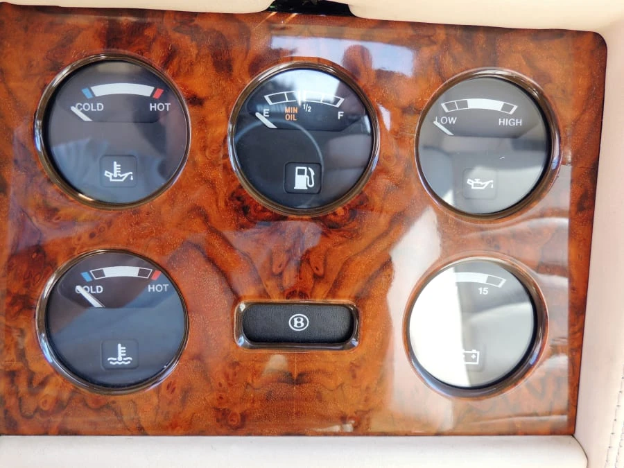 2001 Bentley Azure 1st Gen - Image 8 of 12