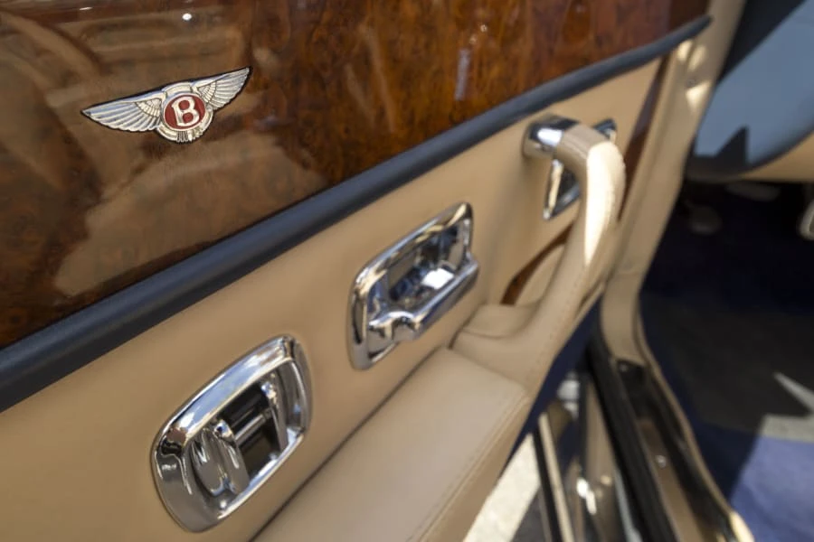 2001 Bentley Azure 1st Gen - Image 11 of 12