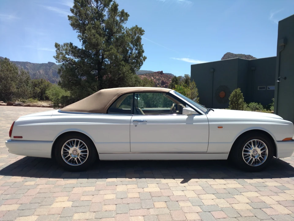 2001 Bentley Azure 1st Gen - Image 14 of 31