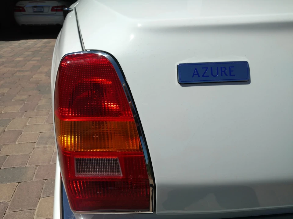 2001 Bentley Azure 1st Gen - Image 28 of 31