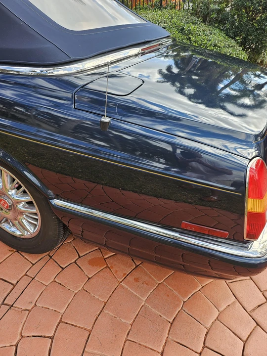 2001 Bentley Azure 1st Gen - Image 28 of 31