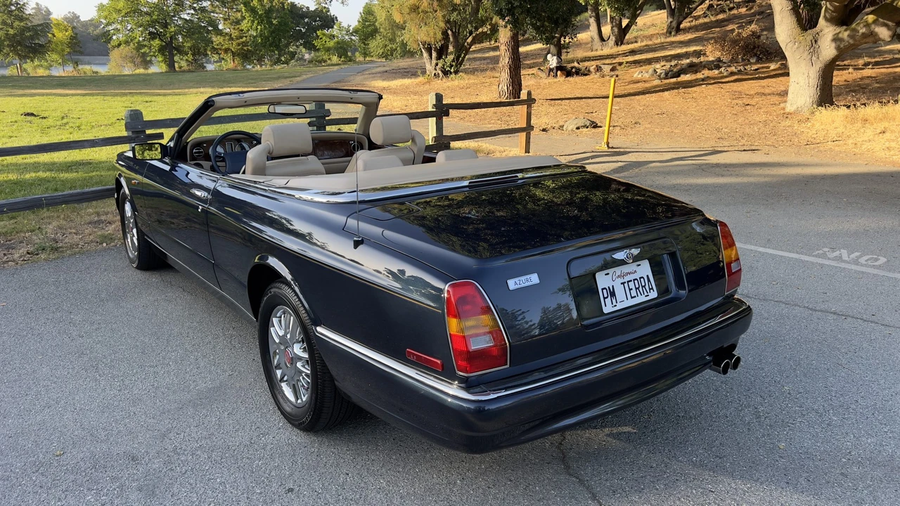 2001 Bentley Azure 1st Gen - Image 21 of 31