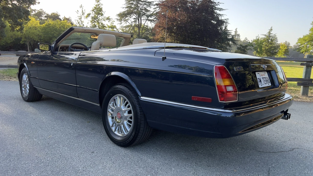 2001 Bentley Azure 1st Gen - Image 26 of 31