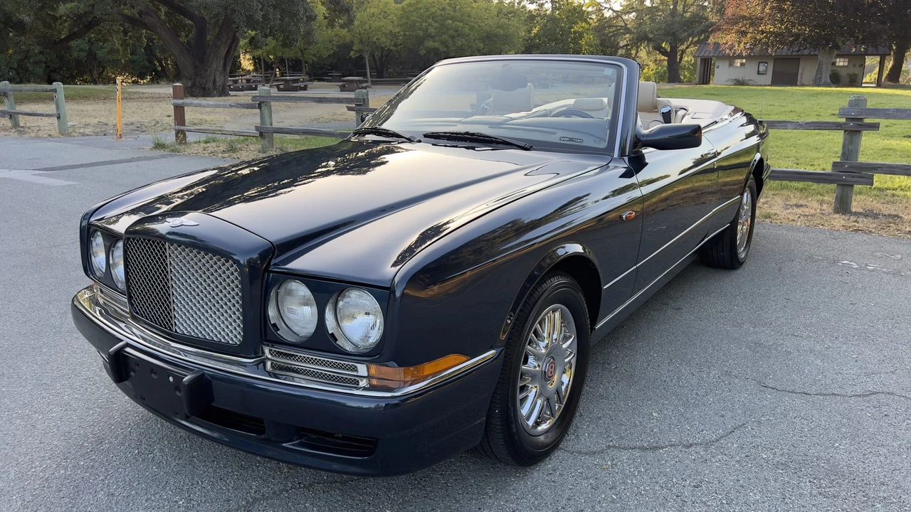2001 Bentley Azure 1st Gen - Image 3 of 31